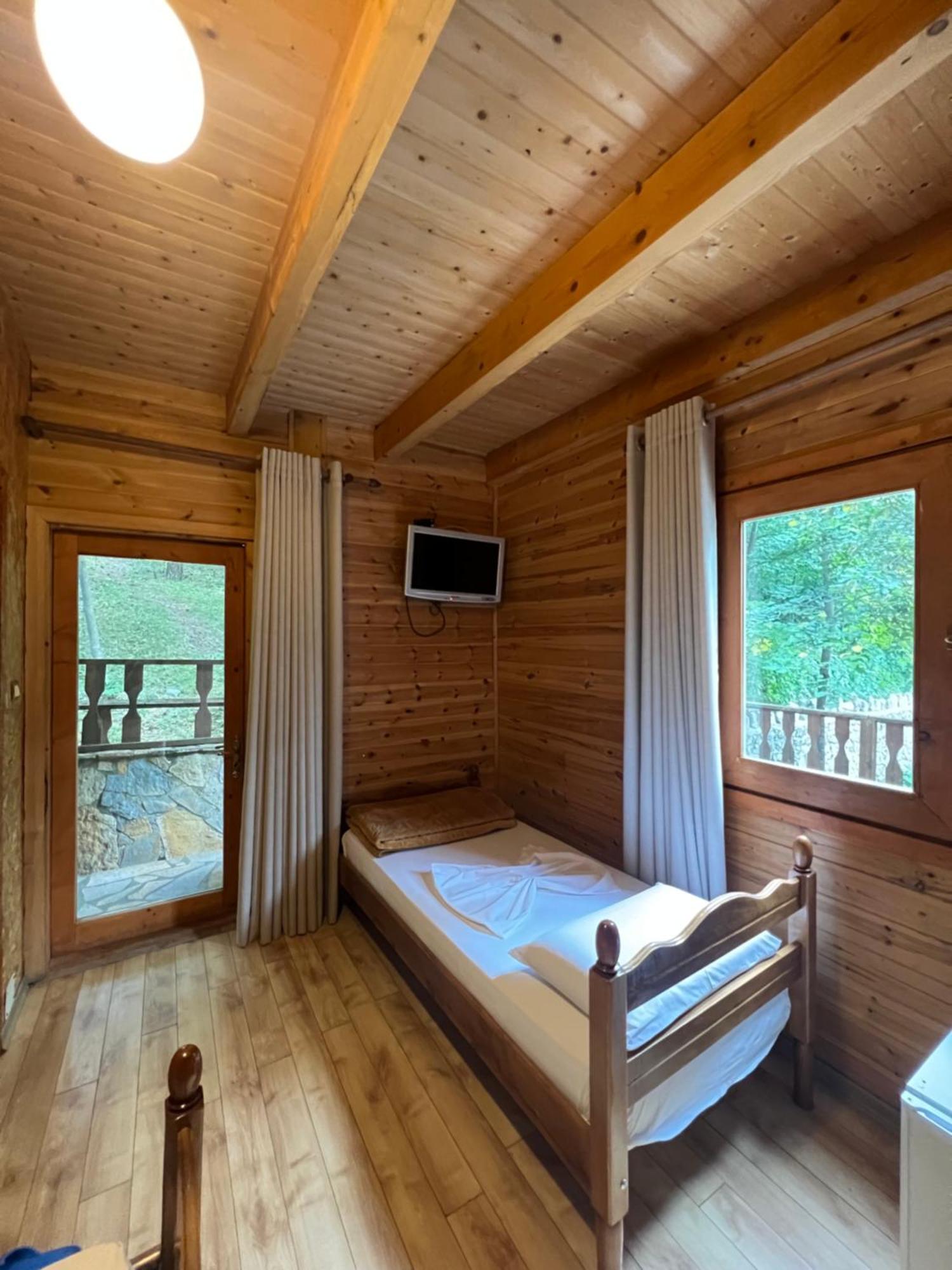 Vila Pepaj Razëm Dış mekan fotoğraf