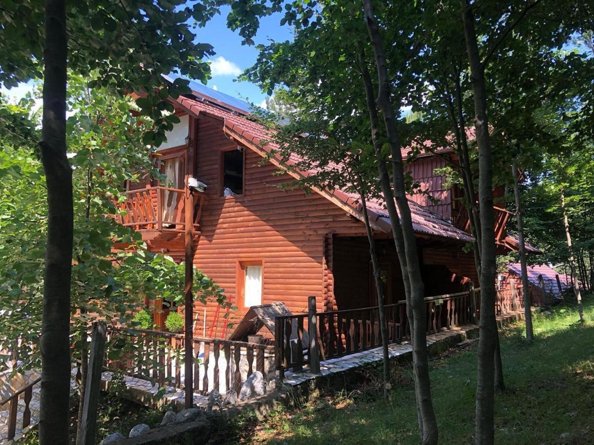 Vila Pepaj Razëm Dış mekan fotoğraf